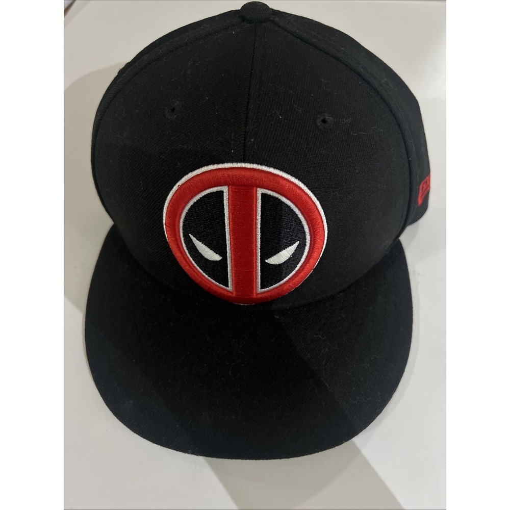 New Era Deadpool 9Fifty Snapback Hat